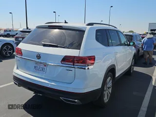 2023 Volkswagen Atlas SE с VIN 1V2HR2CA7PC526108, выставлен на аукционе IAAI как лот 42844449 с пробегом 38 696 миль миль и . История ставок и продаж доступна на DreamBid. Изображение 6.