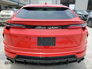 2022 Lamborghini Urus z VIN ZPBUA1ZL0NLA21835, wystawiony jako Copart lot #62020714 z przebiegiem 8344 mil mil oraz Tytuł czysty. Historia ofert i sprzedaży dostępna na DreamBid. Obrazek 6.