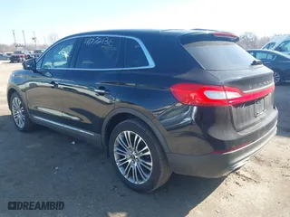 2016 Lincoln MKX Reserve with VIN 2LMTJ8LRXGBL79973, listed as a IAAI auction lot 41772136 with 105,566 mi miles. Bid and sale history available at carsss.com. Image 3.