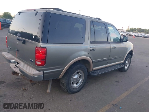 1999 Ford Expedition XLT with VIN 1FMPU18L8XLB66035, listed as a IAAI auction lot 42489611 with Not provided miles and . Bid and sale history available at DreamBid. Image 4.
