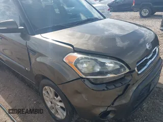 2012 Kia Soul + with VIN KNDJT2A67C7376281, listed as a IAAI auction lot 41955049 with 231,635 mi miles. Bid and sale history available at carsss.com. Image 6.