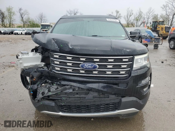 2017 Ford Explorer XLT with VIN 1FM5K7D89HGD19792, listed as a Copart auction lot 51812705 with 101,800 mi miles and Salvage Title. Bid and sale history available at DreamBid. Image 5.