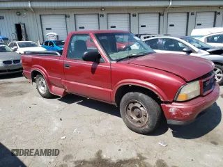 2000 GMC Sonoma SLS w/1SE Pkg with VIN 1GTCS1459Y8254855, listed as a Copart auction lot 70760544 with 0 mi miles and Non Repairable. Bid and sale history available at carsss.com. Image 4.