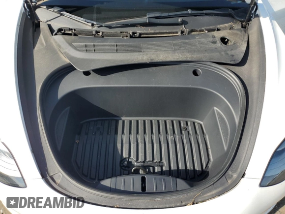 2023 Tesla Model 3 с VIN 5YJ3E1EA6PF427300, выставлен на аукционе Copart как лот 61457055 с пробегом 44 438 миль миль и Списание • Salvage title. История ставок и продаж доступна на DreamBid. Изображение 11.