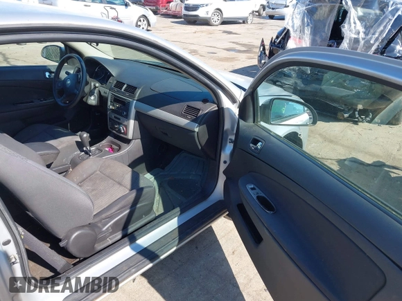2005 Chevrolet Cobalt with VIN 1G1AL14FX57618787, listed as a IAAI auction lot 41888444 with 232,185 mi miles and . Bid and sale history available at DreamBid. Image 5.