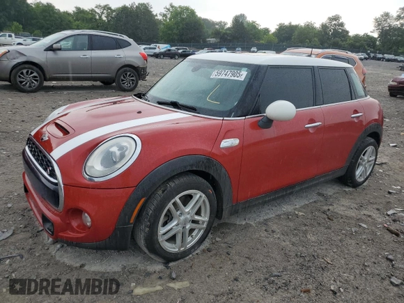 2015 MINI Hardtop 4 Door S with VIN WMWXU3C50F2B56905, listed as a Copart auction lot 59747905 with 151,537 mi miles and Clean title. Bid and sale history available at DreamBid. Image 1.