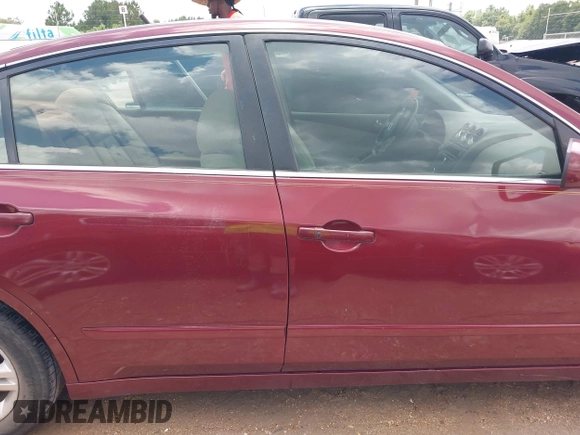 2010 Nissan Altima SL z VIN 1N4AL2AP7AN541401, wystawiony jako IAAI lot #42215234 z przebiegiem 158 649 mil mil oraz . Historia ofert i sprzedaży dostępna na DreamBid. Obrazek 13.
