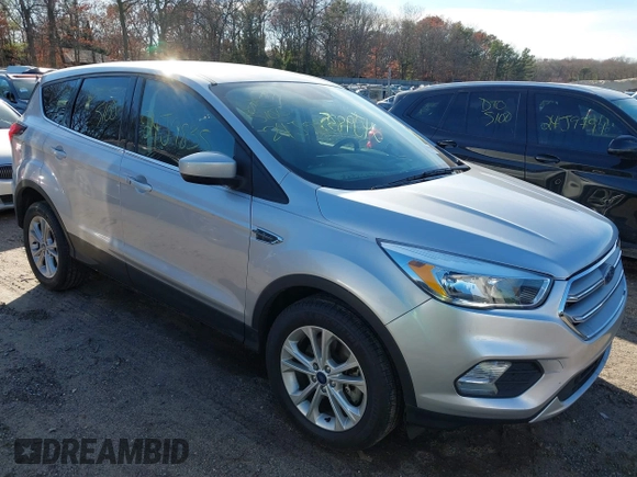 2019 Ford Escape SE z VIN 1FMCU9GD1KUC51552, wystawiony jako IAAI lot #40948295 z przebiegiem 24 571 mil mil oraz . Historia ofert i sprzedaży dostępna na DreamBid. Obrazek 1.