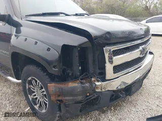 2008 Chevrolet Silverado 1500 LTZ with VIN 3GCEK13J38G310578, listed as a IAAI auction lot 42017041 with 231,632 mi miles. Bid and sale history available at carsss.com. Image 6.