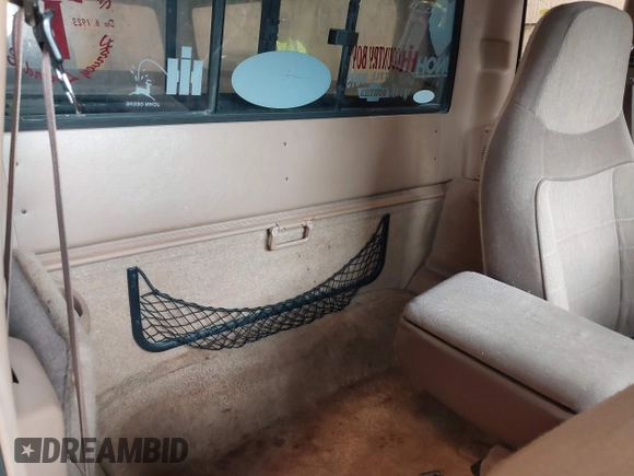 1995 Ford Ranger Splash z VIN 1FTCR14UXSPA86594, wystawiony jako IAAI lot #42517683 z przebiegiem 162 507 mil mil oraz . Historia ofert i sprzedaży dostępna na DreamBid. Obrazek 8.