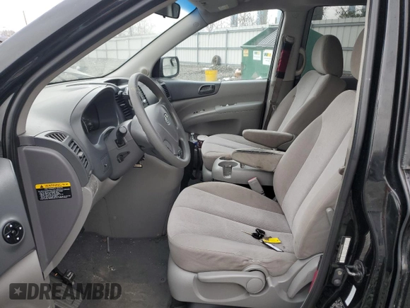 2009 Kia Sedona LX with VIN KNDMB233296320041, listed as a Copart auction lot 44970205 with 139,886 mi miles and Salvage Title. Bid and sale history available at carsss.com. Image 7.