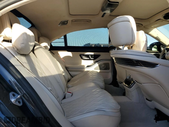 2023 Mercedes-Benz S 580 with VIN W1K6G7GB3PA203111, listed as a Copart auction lot 46899145 with 10,445 mi miles and Salvage Title. Bid and sale history available at DreamBid. Image 10.