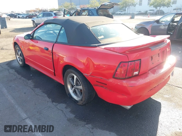 2000 Ford Mustang with VIN 1FAFP4444YF198834, listed as a IAAI auction lot 40780129 with 189,915 mi miles. Bid and sale history available at carsss.com. Image 6.