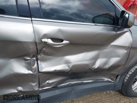2017 Hyundai Santa Fe 2.4L with VIN 5XYZU3LB4HG424734, listed as a IAAI auction lot 41491166 with 130,905 mi miles and . Bid and sale history available at DreamBid. Image 18.