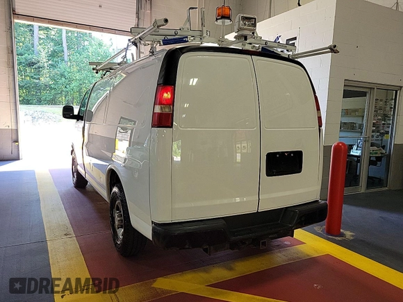 2015 Chevrolet Express Cargo с VIN 1GCWGFCF2F1163339, выставлен на аукционе IAAI как лот 42854317 с пробегом 179 463 миль миль и . История ставок и продаж доступна на DreamBid. Изображение 26.