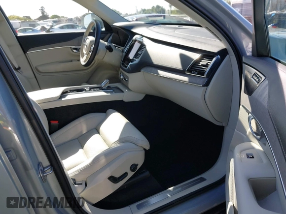 2024 Volvo XC90 Ultimate с VIN YV4H60LF1R1235240, выставлен на аукционе IAAI как лот 42260308 с пробегом 6 584 миль миль и . История ставок и продаж доступна на DreamBid. Изображение 5.