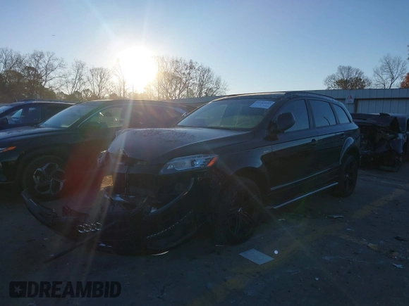 2015 Audi Q7 S line Prestige с VIN WA1DGAFE5FD003977, выставлен на аукционе IAAI как лот 41183945 с пробегом 176 628 миль миль и . История ставок и продаж доступна на DreamBid. Изображение 2.