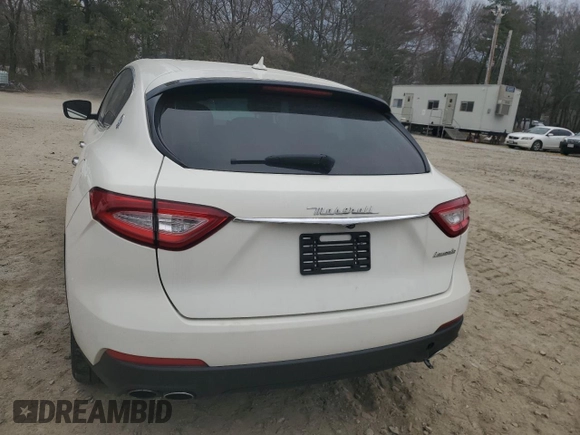 2017 Maserati Levante with VIN ZN661XUA1HX214581, listed as a Copart auction lot 54144635 with 68,096 mi miles and Clean Title. Bid and sale history available at carsss.com. Image 6.