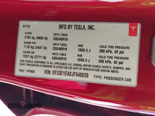 2018 Tesla Model 3 Long Range Battery z VIN 5YJ3E1EAXJF048839, wystawiony jako IAAI lot #42328412 z przebiegiem 83 083 mil mil oraz . Historia ofert i sprzedaży dostępna na DreamBid. Obrazek 9.
