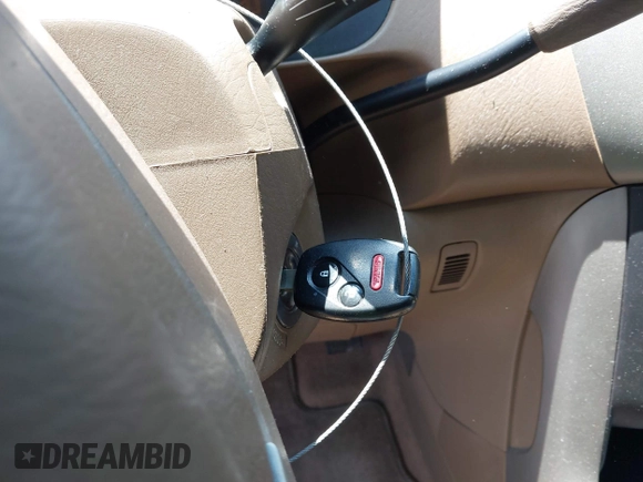 2007 Honda Pilot EX-L with VIN 5FNYF18587B000332, listed as a IAAI auction lot 42403191 with 192,771 mi miles and . Bid and sale history available at DreamBid. Image 11.