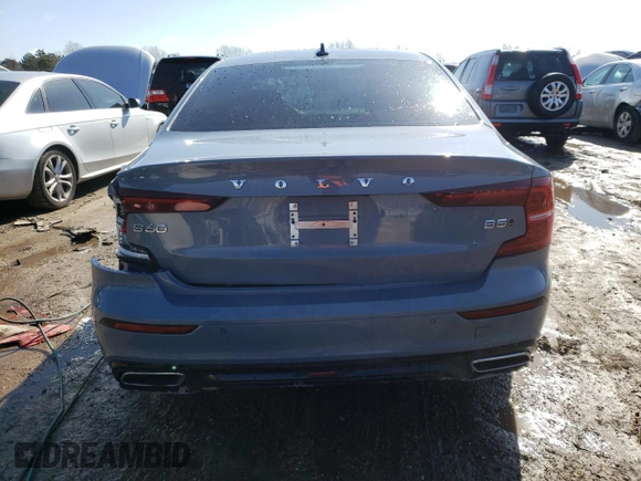 2022 Volvo S60 Momentum with VIN 7JRL12TZ9NG160667, listed as a Copart auction lot 45374123 with 26,346 mi miles. Bid and sale history available at carsss.com. Image 6.