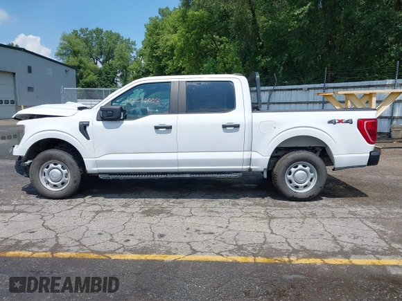 2022 Ford F-150 XL z VIN 1FTEW1EB9NKD69780, wystawiony jako IAAI lot #42572005 z przebiegiem Nie podano mil oraz . Historia ofert i sprzedaży dostępna na DreamBid. Obrazek 13.