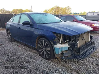 2022 Nissan Altima SR z VIN 1N4BL4CV0NN395926, wystawiony jako IAAI lot #41998036 z przebiegiem 65 708 mil mil oraz . Historia ofert i sprzedaży dostępna na DreamBid. Obrazek 1.