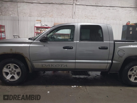 2011 Ram Dakota Bighorn/Lonestar with VIN 1D7RW3GKXBS625579, listed as a IAAI auction lot 41845485 with 178,384 mi miles. Bid and sale history available at carsss.com. Image 14.