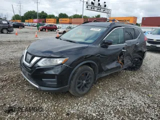 2017 Nissan Rogue SV with VIN 5N1AT2MV3HC827462, listed as a Copart auction lot 61675105 with 209,175 mi miles and Salvage title. Bid and sale history available at DreamBid. Image 1.