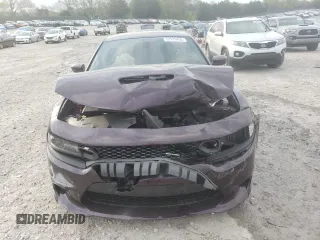 2020 Dodge Charger Scat Pack z VIN 2C3CDXGJ1LH185897, wystawiony jako Copart lot #52579455 z przebiegiem 44 177 mil mil oraz Szkoda całkowita • Salvage title. Historia ofert i sprzedaży dostępna na DreamBid. Obrazek 5.