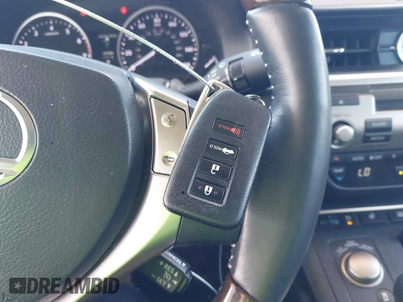 2014 Lexus ES 330 z VIN JTHBK1GG7E2089278, wystawiony jako IAAI lot #42268786 z przebiegiem 131 621 mil mil oraz . Historia ofert i sprzedaży dostępna na DreamBid. Obrazek 11.