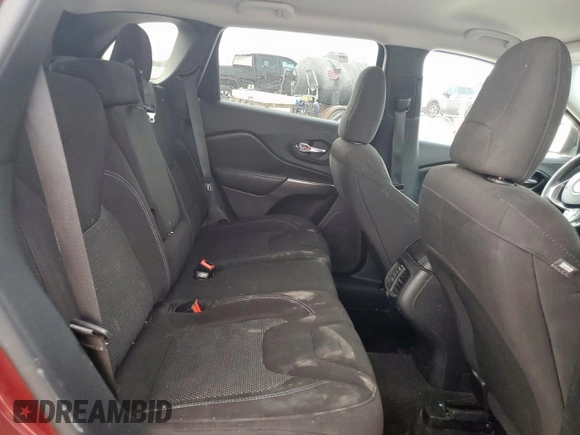 2020 Jeep Cherokee Latitude z VIN 1C4PJLCB8LD639461, wystawiony jako Copart lot #58193445 z przebiegiem 128 762 mil mil oraz Szkoda całkowita • Salvage title. Historia ofert i sprzedaży dostępna na DreamBid. Obrazek 11.