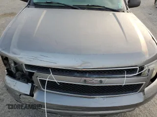 2007 Chevrolet Suburban LT z VIN 1GNFK163X7R411642, wystawiony jako Copart lot #48594595 z przebiegiem 233 733 mil mil oraz Szkoda całkowita • Salvage title. Historia ofert i sprzedaży dostępna na DreamBid. Obrazek 13.