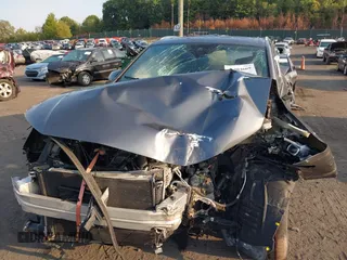 2021 Audi Q7 Premium Plus z VIN WA1LJAF72MD023356, wystawiony jako IAAI lot #40204669 z przebiegiem 33 316 mil mil oraz . Historia ofert i sprzedaży dostępna na DreamBid. Obrazek 6.