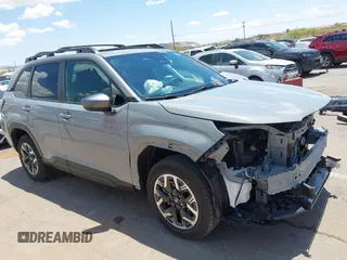 2025 Subaru Forester Premium with VIN JF2SLDBC8SH485167, listed as a IAAI auction lot 42202366 with 4,707 mi miles and . Bid and sale history available at DreamBid. Image 14.