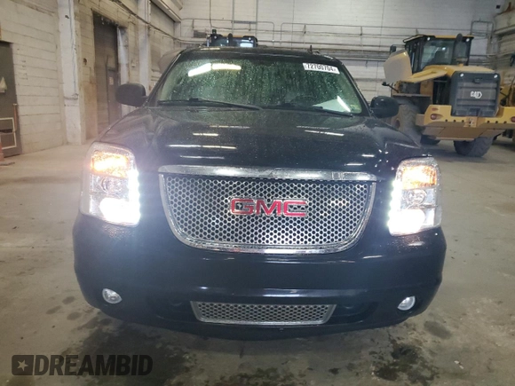 2010 GMC Yukon XL Denali with VIN 1GKUKMEF6AR225203, listed as a Copart auction lot 72700704 with 249,050 mi miles and Clean Title. Bid and sale history available at carsss.com. Image 5.