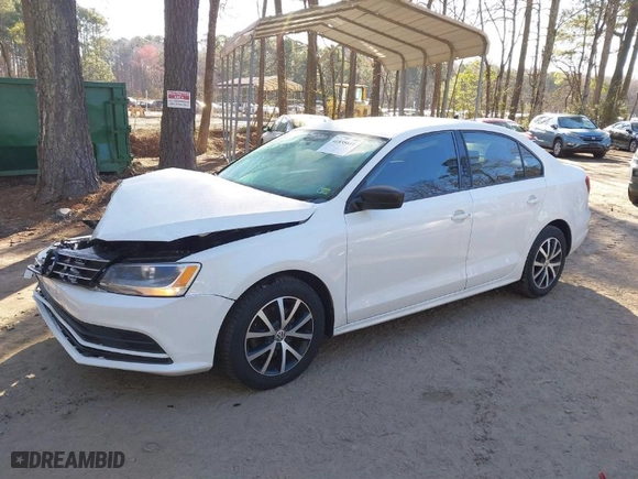 2016 Volkswagen Jetta Sedan 1.4T SE w/Connectivity with VIN 3VWD67AJ8GM409674, listed as a IAAI auction lot 41835611 with 154,602 mi miles. Bid and sale history available at carsss.com. Image 2.
