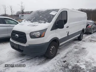 2016 Ford Transit Cargo z VIN 1FTYR2ZM7GKA78803, wystawiony jako IAAI lot #41364048 z przebiegiem 118 833 mil mil oraz . Historia ofert i sprzedaży dostępna na DreamBid. Obrazek 18.