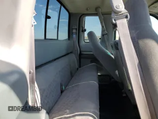 1999 Ford F-250 XL with VIN 1FTNX21L0XED19451, listed as a Copart auction lot 65787795 with 140,812 mi miles and Clean title. Bid and sale history available at DreamBid. Image 10.