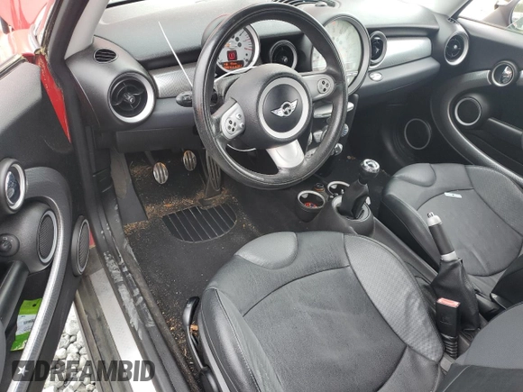 2008 MINI Hardtop S with VIN WMWMF73598TT87574, listed as a Copart auction lot 53399315 with 98,814 mi miles and Clean Title. Bid and sale history available at DreamBid. Image 8.