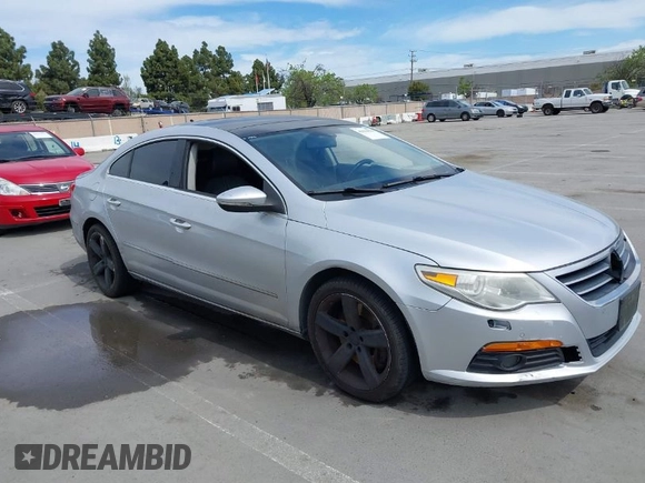 2009 Volkswagen CC 4Motion with VIN WVWGU73C49E514712, listed as a IAAI auction lot 42016839 with 1 mi miles. Bid and sale history available at carsss.com. Image 1.
