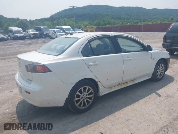 2010 Mitsubishi Lancer ES z VIN JA32U2FU0AU002066, wystawiony jako IAAI lot #42410484 z przebiegiem 207 040 mil mil oraz . Historia ofert i sprzedaży dostępna na DreamBid. Obrazek 4.
