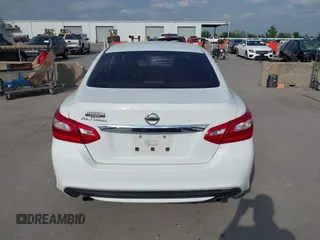 2016 Nissan Altima S with VIN 1N4AL3AP5GN310804, listed as a IAAI auction lot 42044974 with 140,021 mi miles and . Bid and sale history available at carsss.com. Image 17.