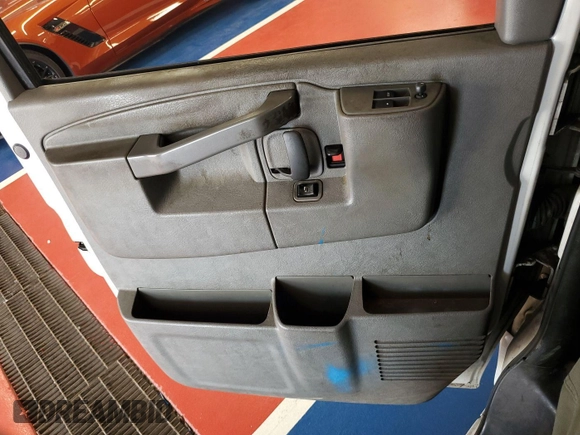 2016 Chevrolet Express Cargo with VIN 1GCWGAFF3G1224195, listed as a IAAI auction lot 42819269 with 87,490 mi miles and . Bid and sale history available at DreamBid. Image 3.