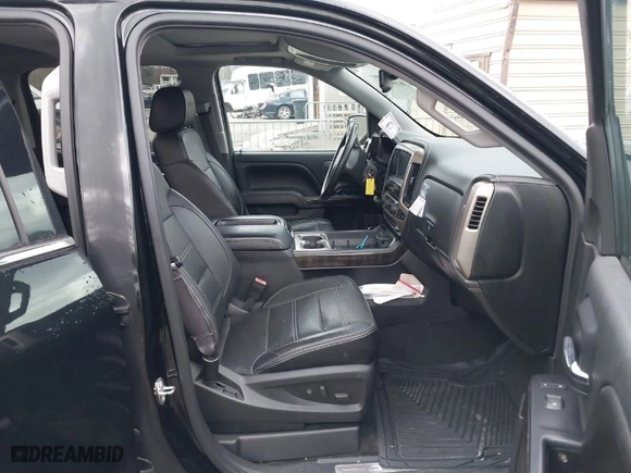 2015 GMC Sierra 1500 Denali with VIN 3GTU2WEC8FG322438, listed as a IAAI auction lot 38494558 with 66,043 mi miles. Bid and sale history available at carsss.com. Image 5.