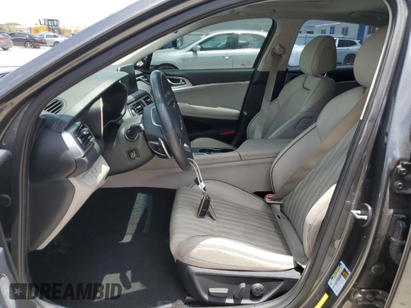 2019 Genesis G70 Advanced with VIN KMTG34LA7KU043961, listed as a Copart auction lot 60412685 with 47,710 mi miles and Salvage title. Bid and sale history available at DreamBid. Image 7.