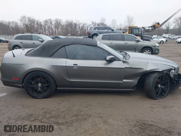 2014 Ford Mustang V6 with VIN 1ZVBP8EM6E5293294, listed as a IAAI auction lot 41463411 with 181,283 mi miles. Bid and sale history available at carsss.com. Image 13.