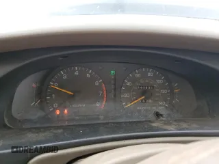 1994 Toyota Camry LE z VIN JT2GK12E2R0039606, wystawiony jako Copart lot #49840015 z przebiegiem 197 834 mil mil oraz Szkoda całkowita • Salvage title. Historia ofert i sprzedaży dostępna na DreamBid. Obrazek 9.