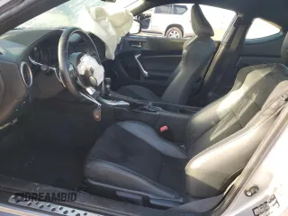 2020 Toyota 86 GT with VIN JF1ZNAE17L8753875, listed as a Copart auction lot 88865405 with 33,659 mi miles and Salvage Title. Bid and sale history available at carsss.com. Image 7.
