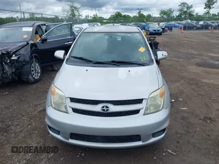 2006 Scion xA z VIN JTKKT624560147788, wystawiony jako IAAI lot #42327138 z przebiegiem 136 968 mil mil oraz . Historia ofert i sprzedaży dostępna na DreamBid. Obrazek 12.